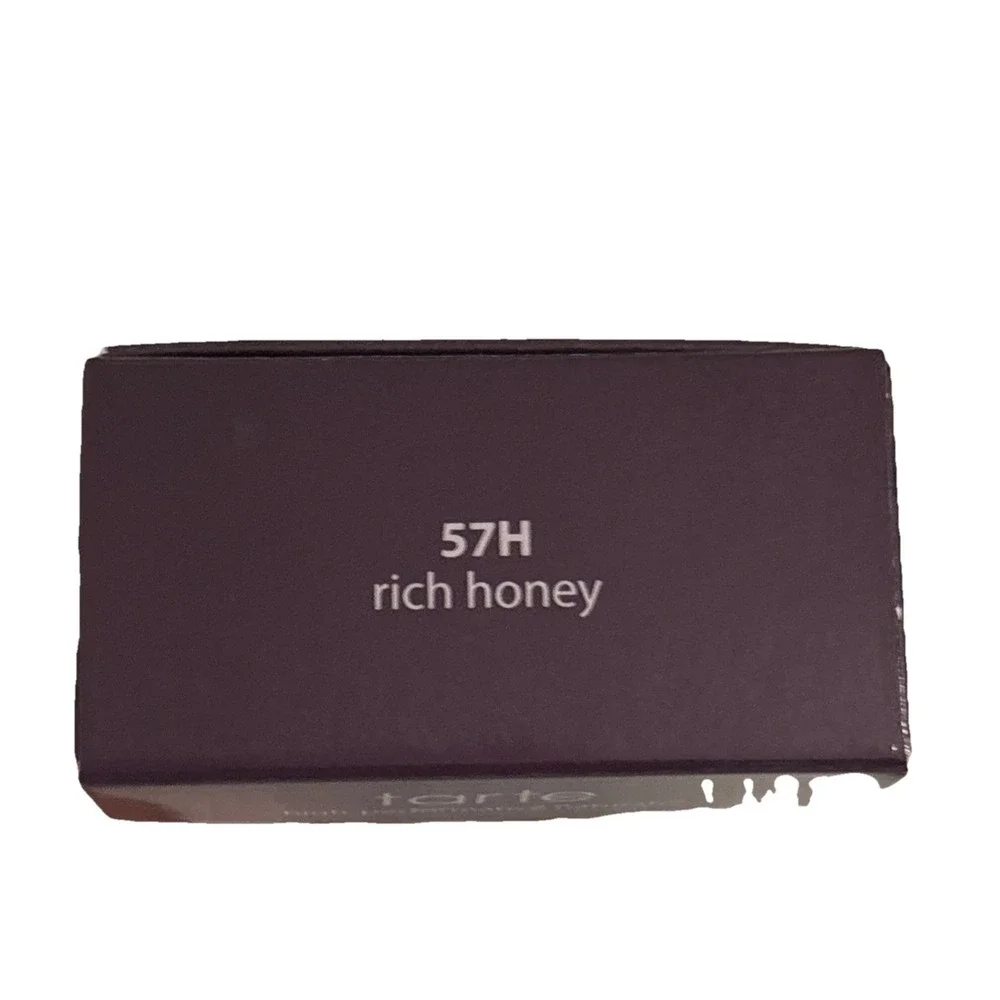 Tarte Amazonian Clay in RICH HONEY 57H Full Coverage 16 HR Foundation